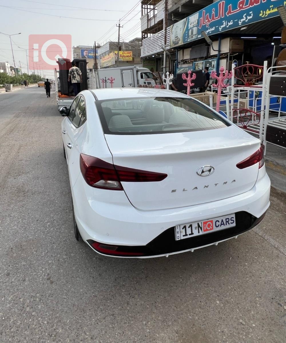 هيونداي النترا